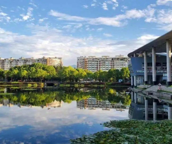 宁波职业技术学院