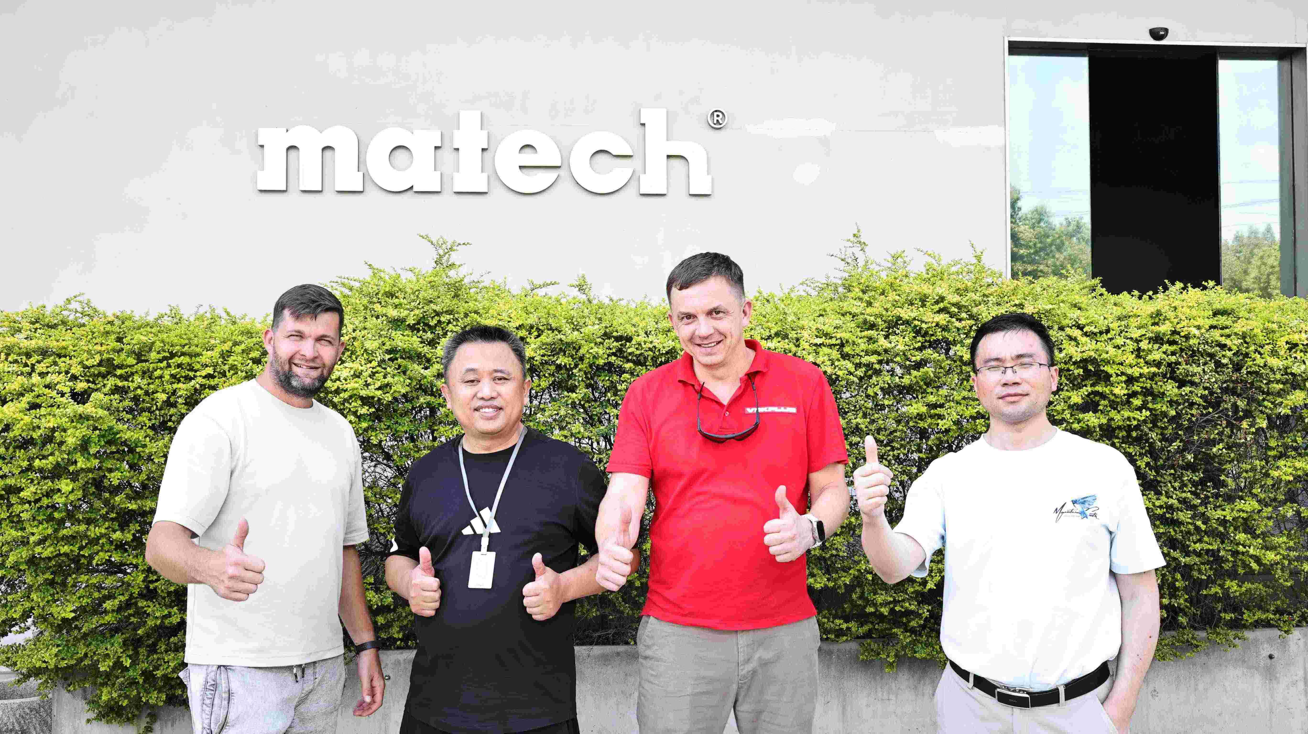 俄罗斯高端电气服务商VDKplus公司莅临我司参观考察，深度交流共探高端配电合作新机遇。